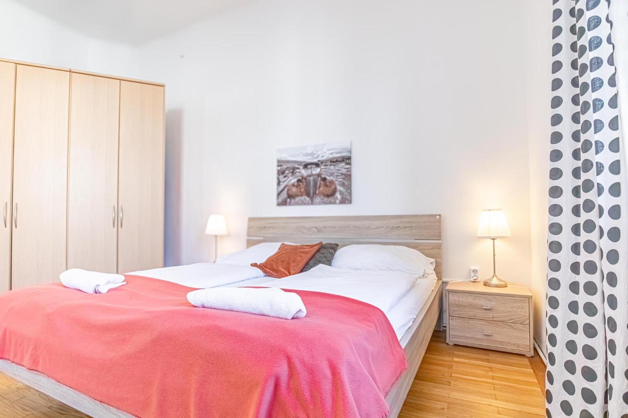 Apartment Simple Near Wiener Stadthalle *