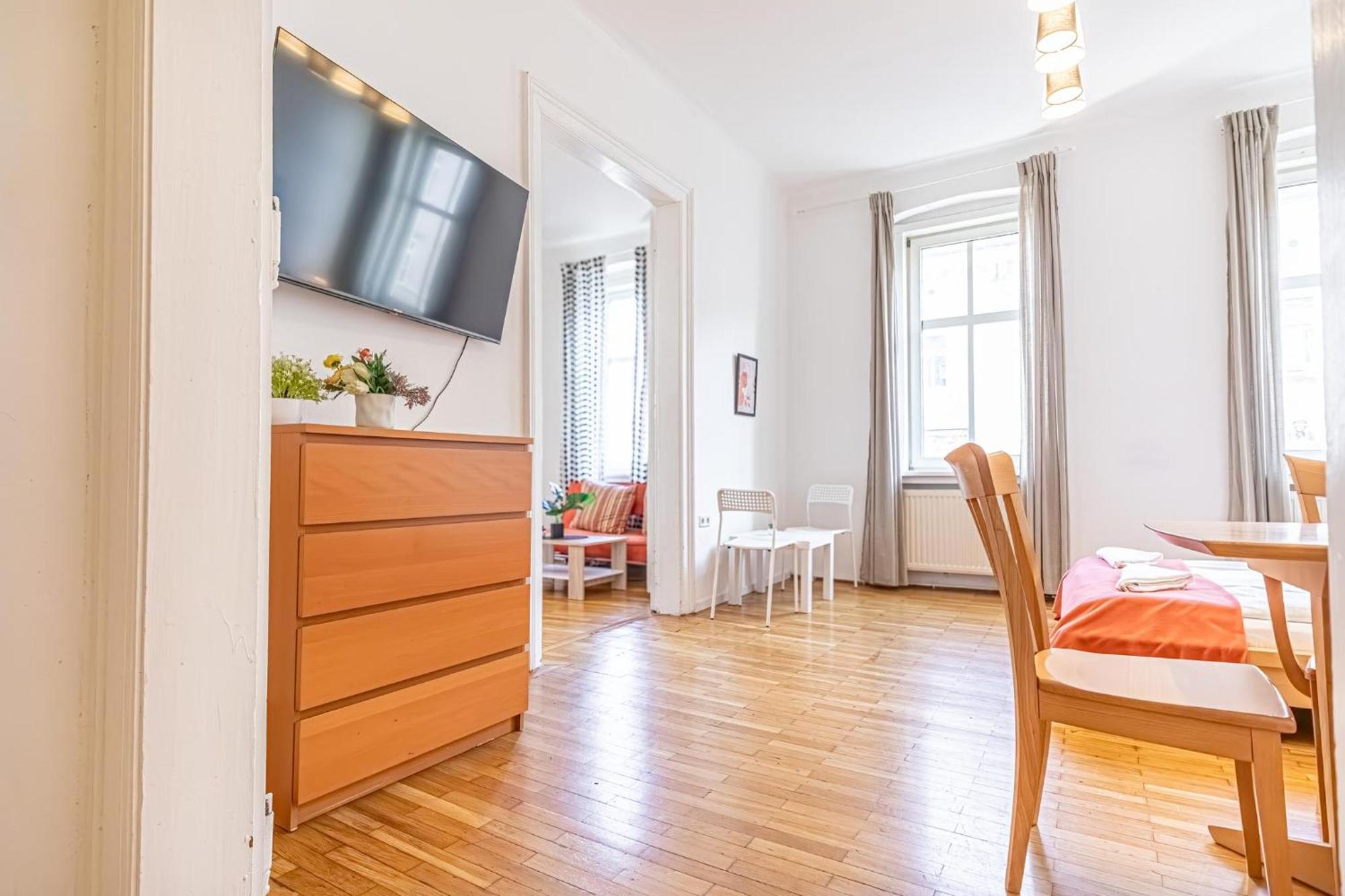 Apartment Simple Near Wiener Stadthalle Wien